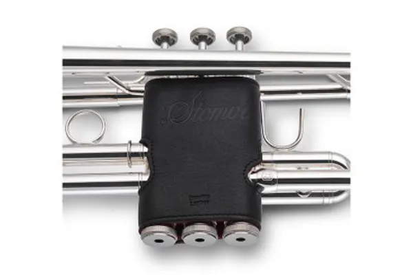 Stomvi - stomvi leather valve guard (klittenband sluiting)